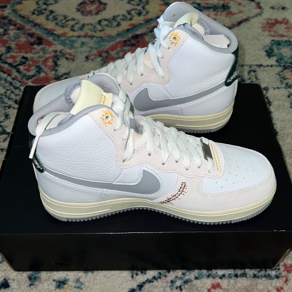 Woman’s brand new AF1 sculpt - white/wolf grey